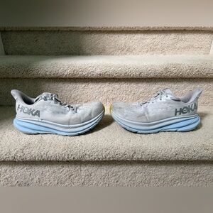 HOKA Clifton 9